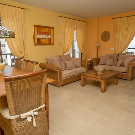 Апартаменты Marina De La Duquesa 231 *